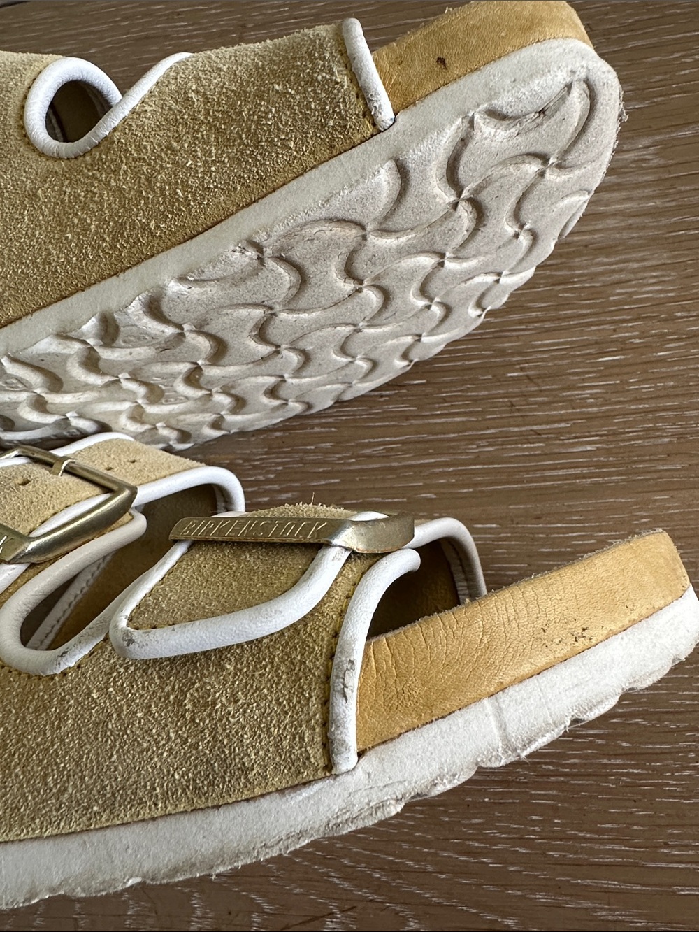 RARE BIRKENSTOCK X IL DOLCE FAR NIENTE
Arizona Yellow Suede Sandals Size 38 - Picture 16 of 17